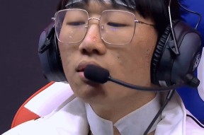 九游-包含Rookie连续十五场比赛得分超过绝杀，阿森纳挑战极限！的词条